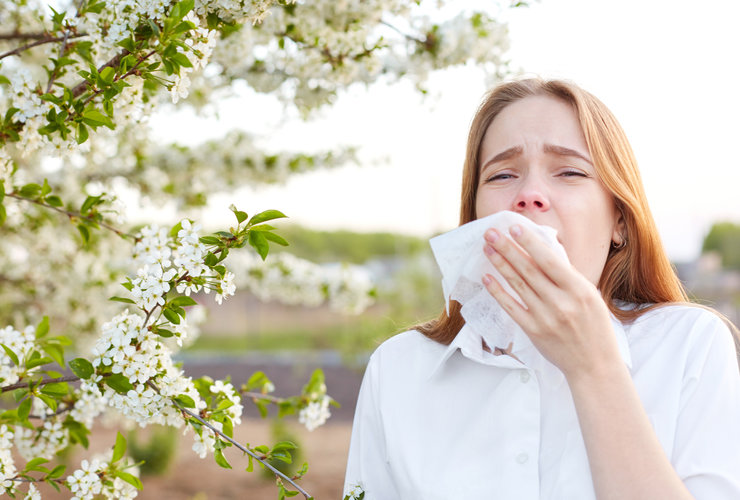 Aké sú príznaky, druhy a možnosti liečby jarnej alergie?